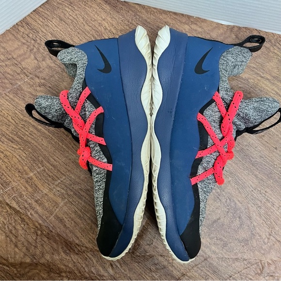 Nike City Loop Blue and Gray Neon Laces Sneakers Shoes Size 9.5 - Picture 9 of 13